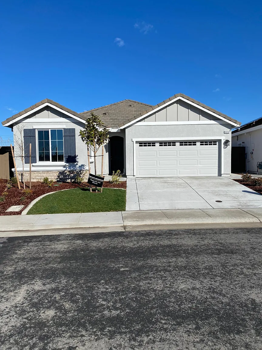 5232 Chelsea Creek Rd photo 1