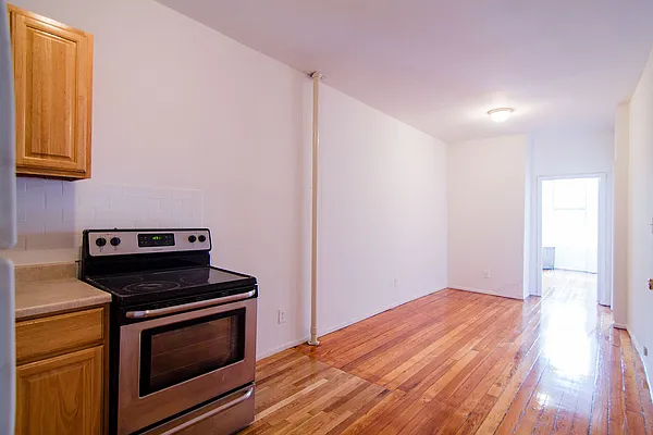 Rented by Coda Real Estate NYC | media 10