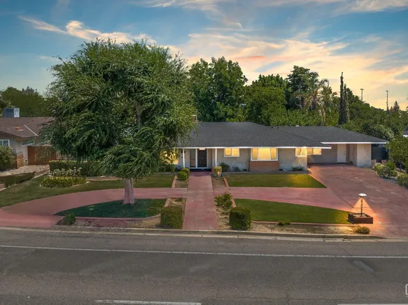 21 Panorama Dr, Bakersfield, CA 93305