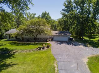 27151 Pioneer Rd, Wind Lake, WI 53185