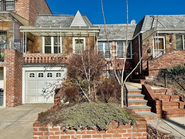73-25 52nd Court, Maspeth, NY 11378