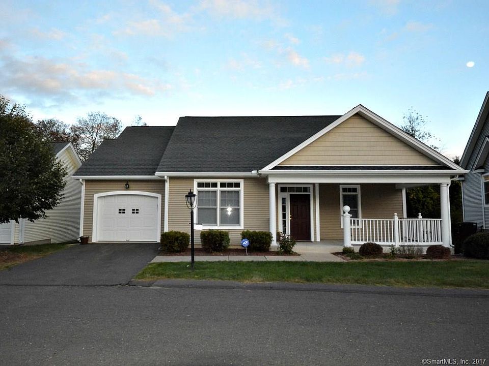 1st image of 16 Weigel Valley Dr #16