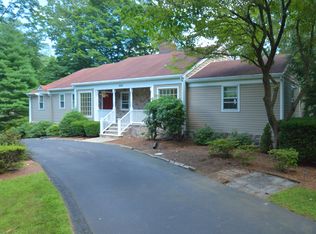600 Wishing Well Rd, Wyckoff, NJ 07481