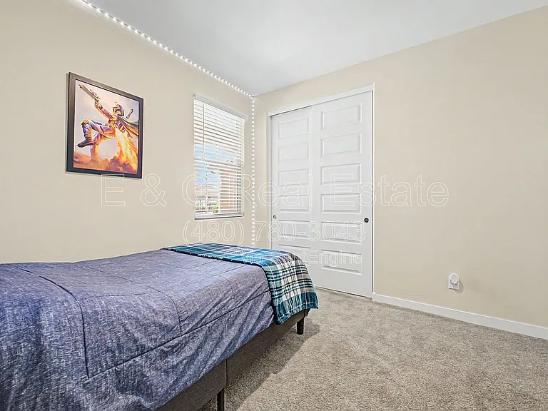 5816 N 90th Dr — Photo 17