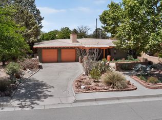 715 Parkland Cir SE, Albuquerque, NM 87108