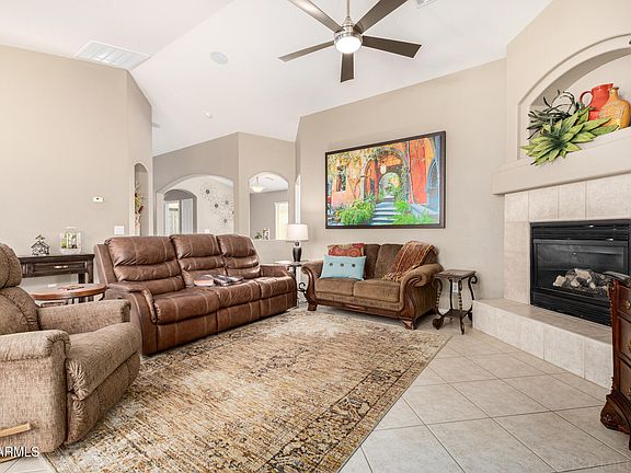 2nd image of 2940 E SHADY SPRING Trail