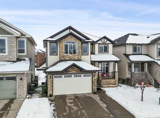 1782 W Baywater St SW, Airdrie, AB T4B 0A8