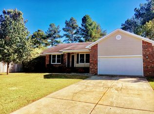 7659 Glenbrook Dr, Fayetteville, NC 28314