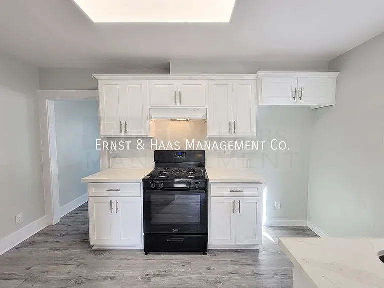 1145 Freeman Ave #A — Photo 6