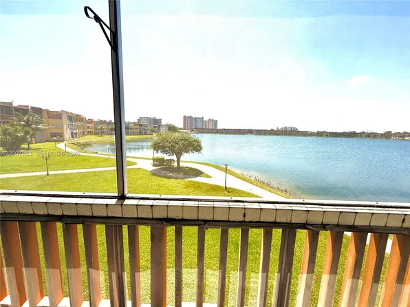 1591 NE Miami Gardens Dr APT 205, Miami, FL 33179