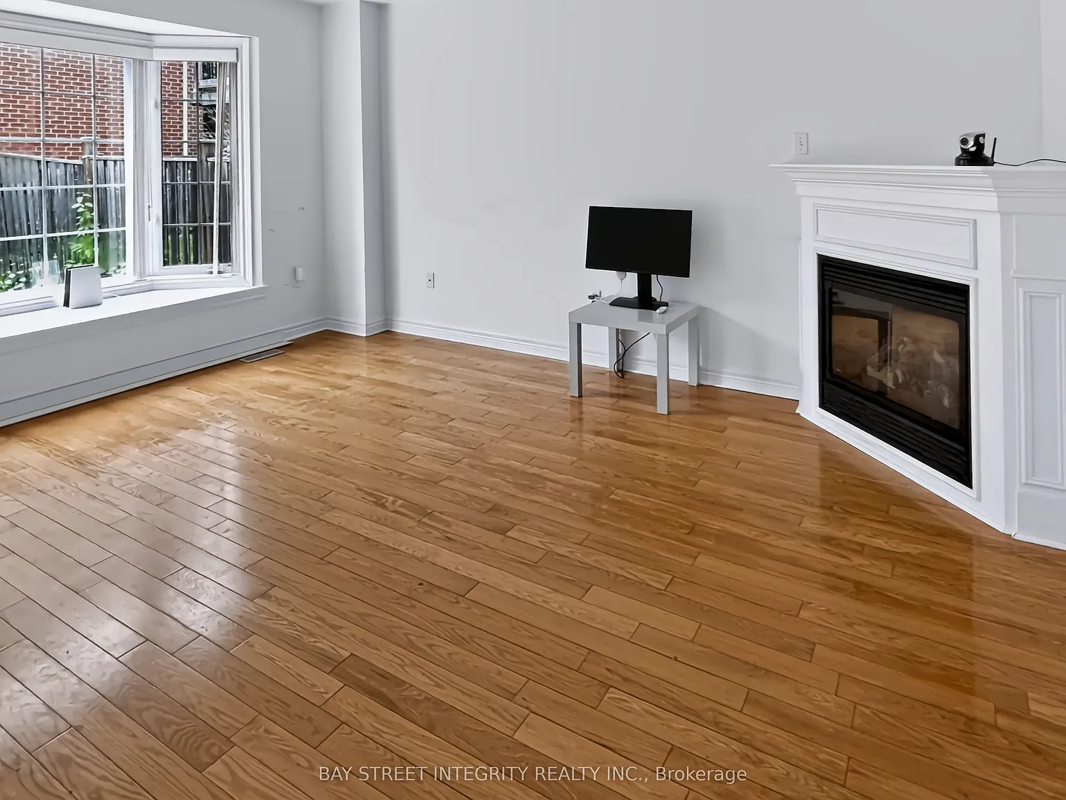 4 bed, $3,590 — Photo 4