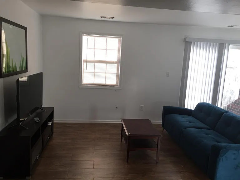 Yellowrose Ct — Photo 3