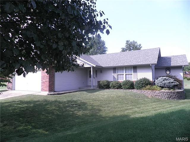 1st image of 713 Clover View Ct