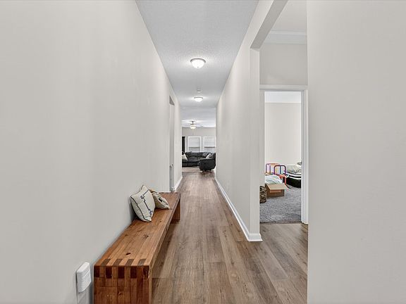 2nd image of 539 Brightleaf Cir