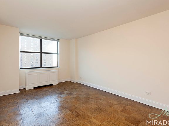 5th image of 330 E 39th St APT 34L