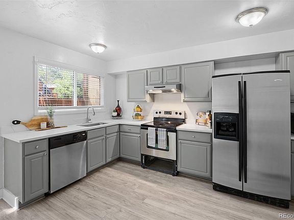 4th image of 1251 S Sable Boulevard