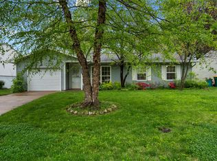 308 Whitehall Dr, O'Fallon, IL 62269