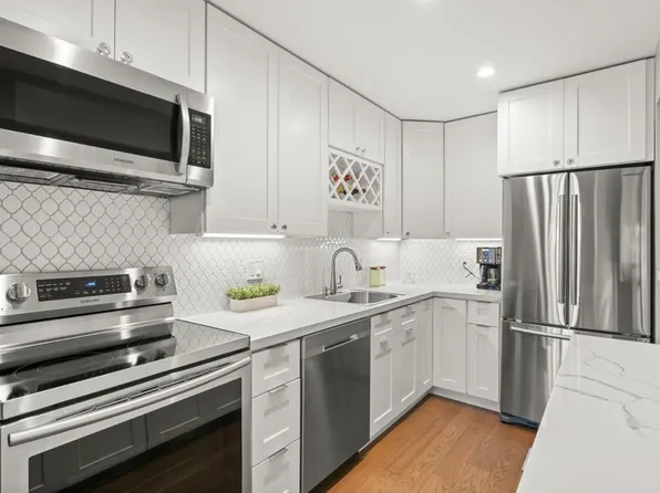 821 N Humboldt St APT 206, San Mateo, CA 94401