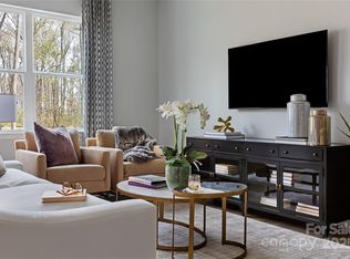3037 Hutton Gardens Ln, Charlotte, NC 28269