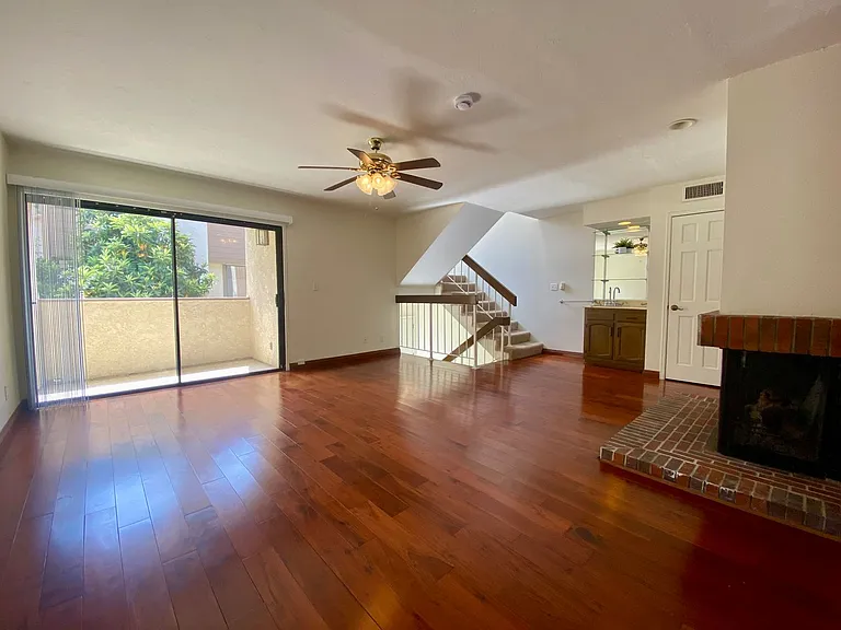 26311 W Plata Ln — Photo 10