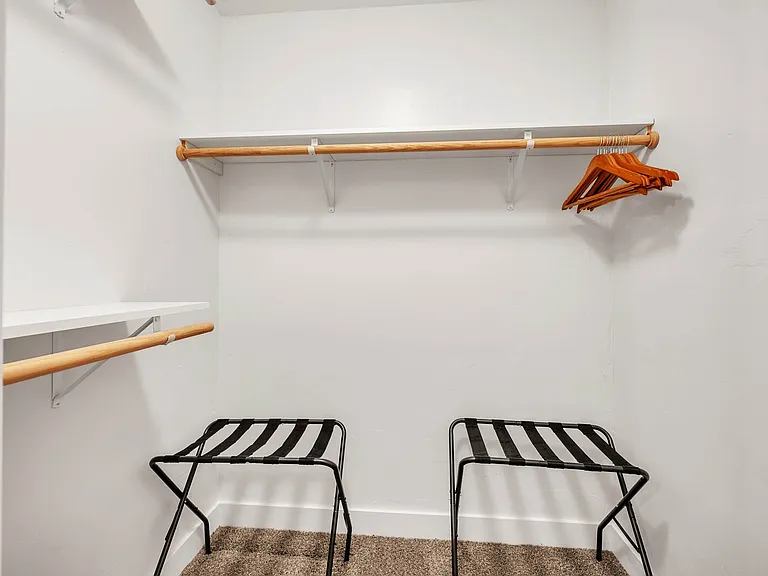 Merribrook Dr — Photo 24