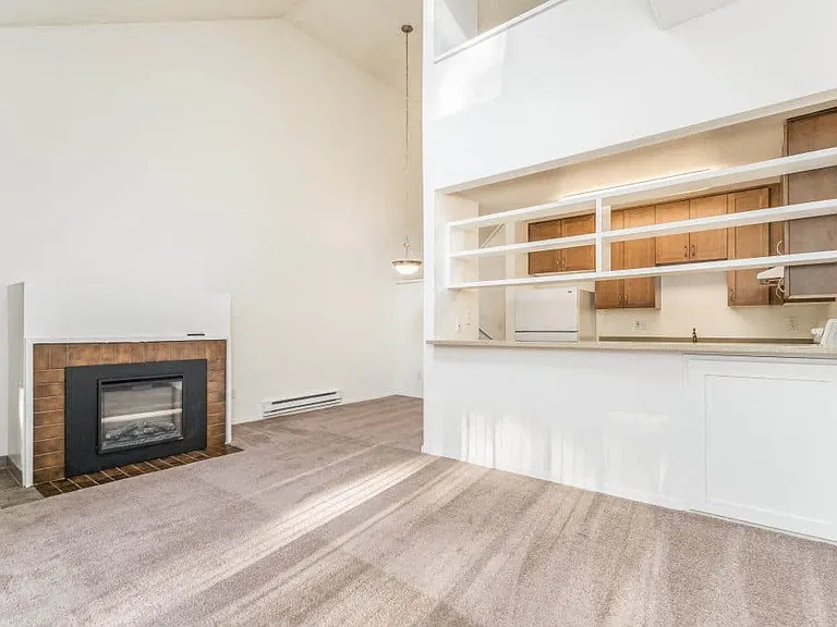 Cove East — Photo 35
