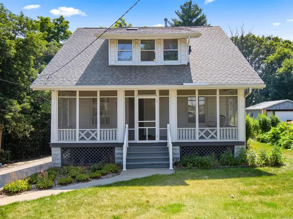 102 Eaton Ave, Bartonville, IL 61607