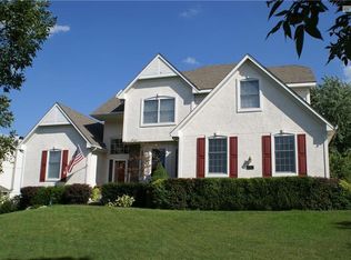 2537 SW Winterview Rdg, Lees Summit, MO 64081