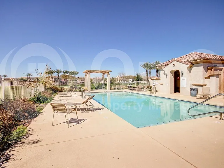 1453 S Sinova Ave — Photo 22
