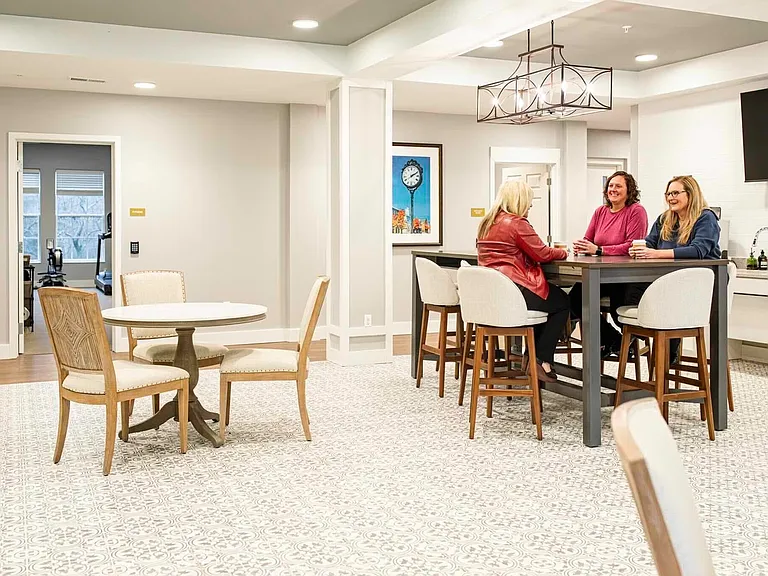 MQ Lobby | Cincinnati OH Apartments For Rent | The residences at MQ
