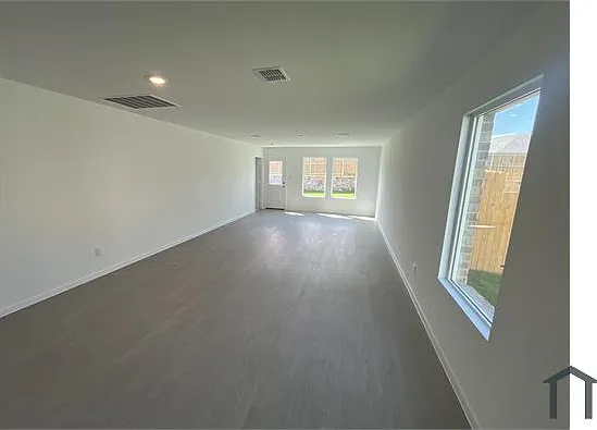 1713 Crossbill St — Photo 6