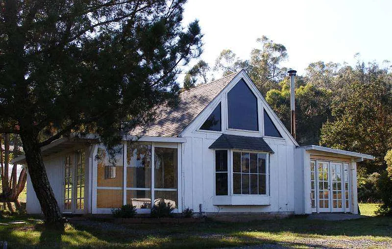Building Photo - Lawndale Rd