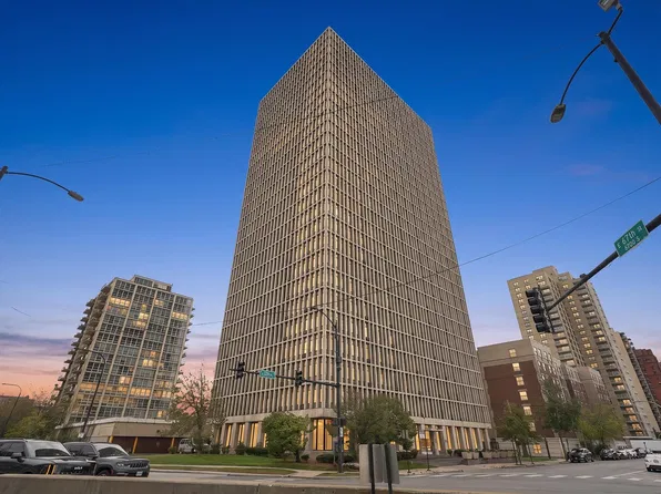 6700 S South Shore Dr APT 4K, Chicago, IL 60649