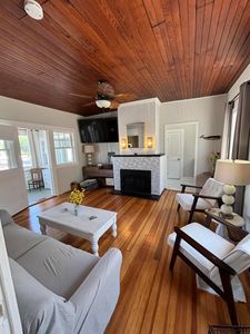 10 Green Street, Buzzards Bay, MA, 02532