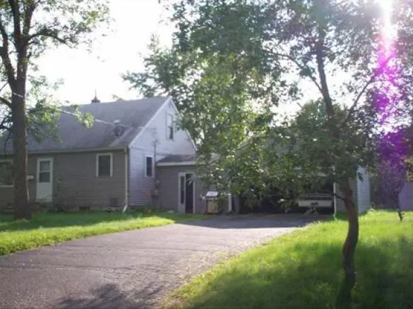 325 32nd Ave N, Saint Cloud, MN 56303