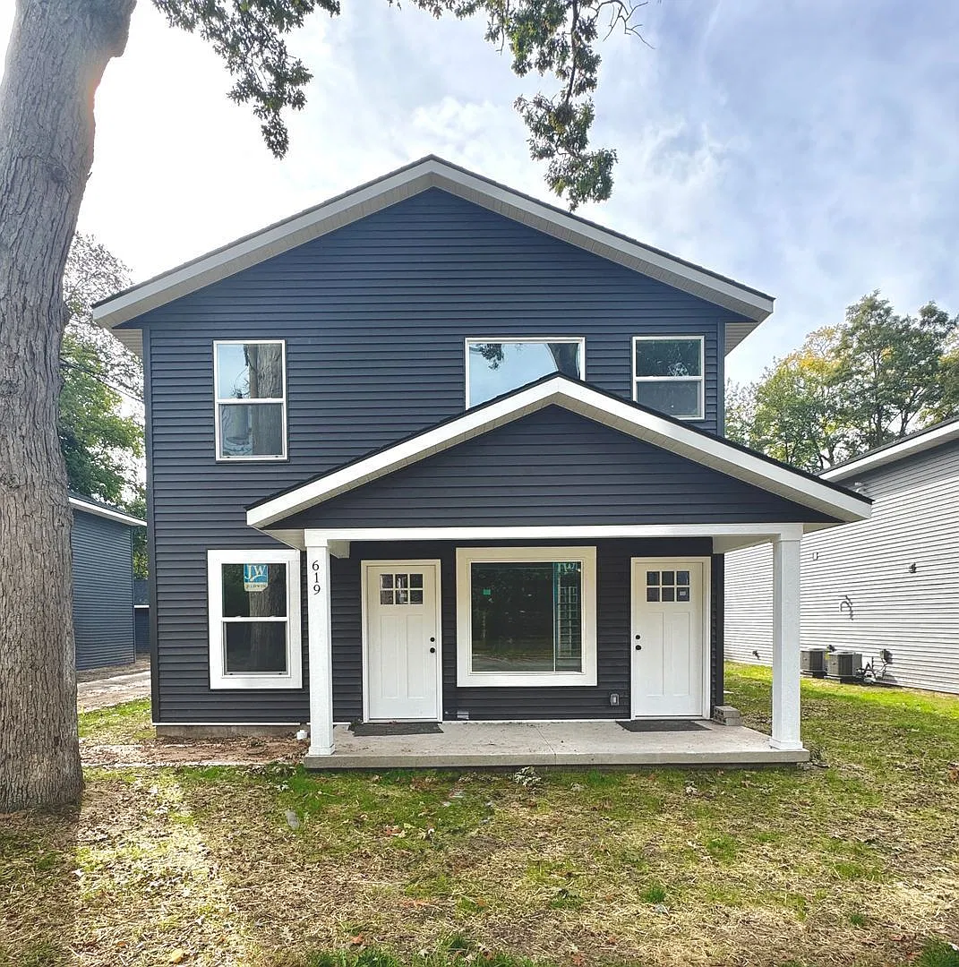 619 Amity Ave — Photo 1