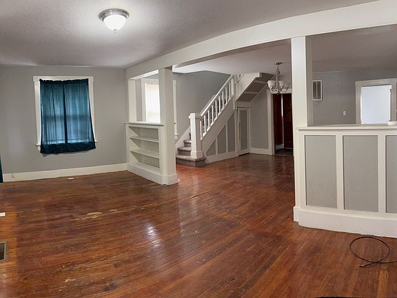 3rd image of 314 W Ash Ave