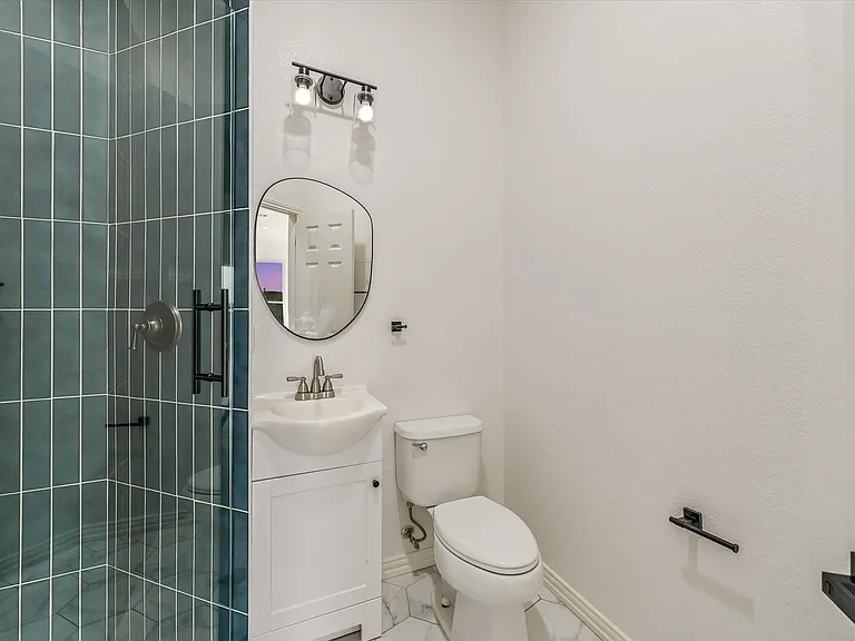 5506 Merrywing Cir — Photo 30