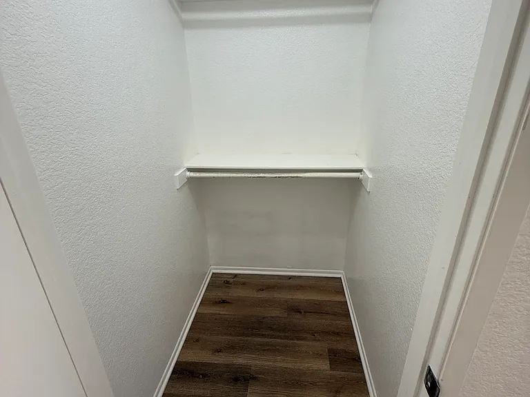 1704 W 251st St #9 — Photo 7