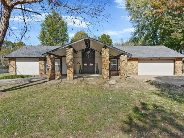 25305 E 62nd St S, Broken Arrow, OK 74014
