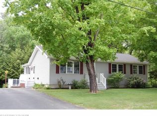 8 5th Ave, Mechanic Falls, ME 04256