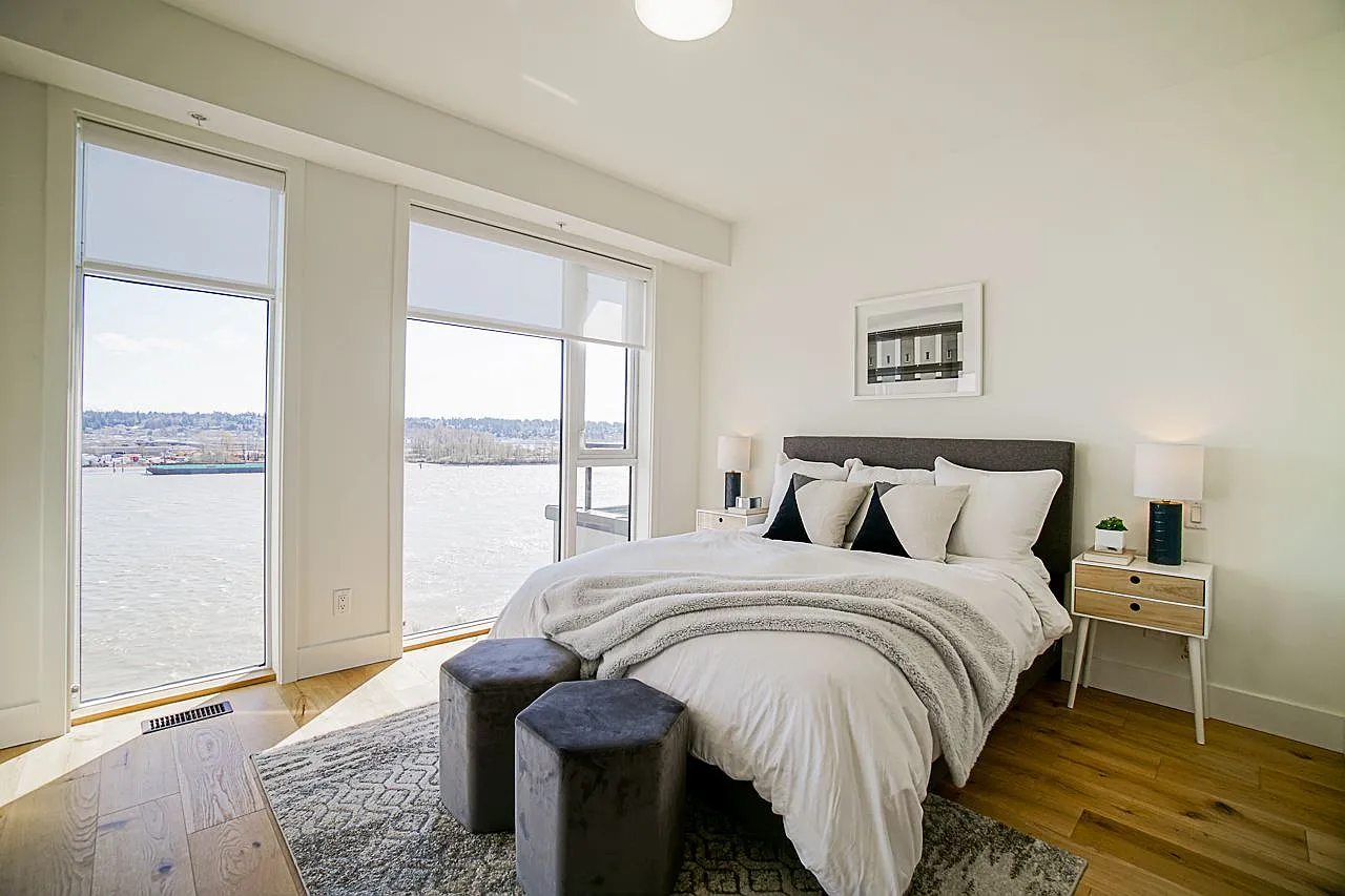 2 bed, 2.5 bath, 1300 sqft, $3,500 — Photo 3