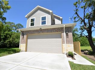 6715 Shotwell St, Houston, TX 77028