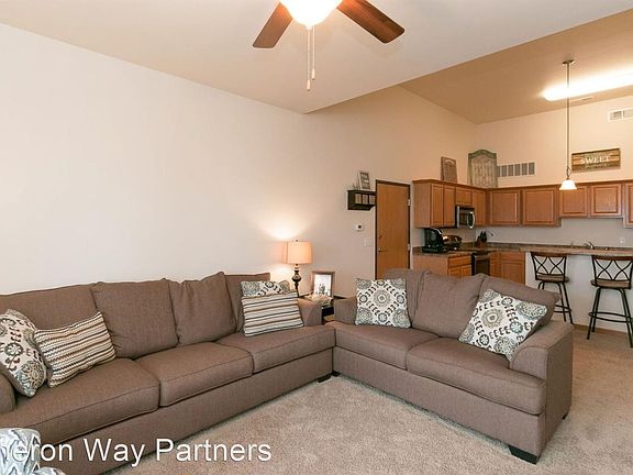 5th image of 1620 Lincoln Dr Unit 307