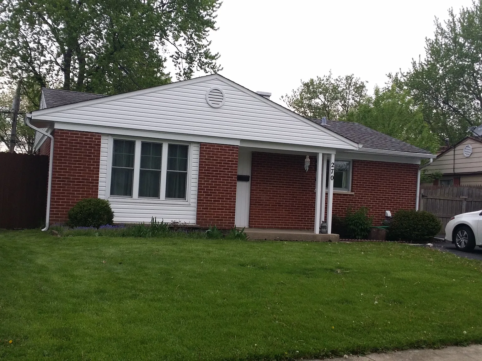 3 bed, 920 sqft, $2,550 — Photo 1