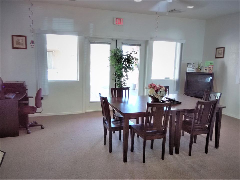 1st image of 351 E Pearl St APT 2202