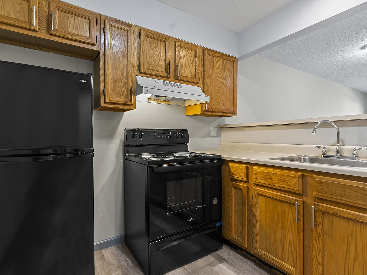 The Hill Apartments — Photo 3