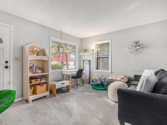 5th image of 485 W 23rd St