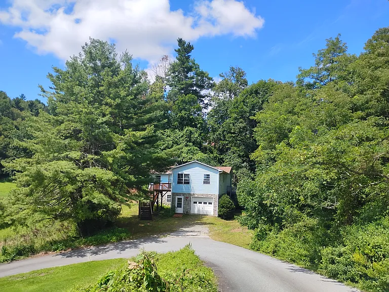 3478 Old Highway 421 S — Photo 1