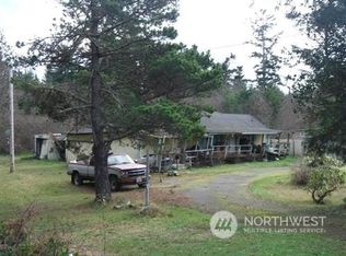 16312 Pacific Way NE, Long Beach, WA 98631